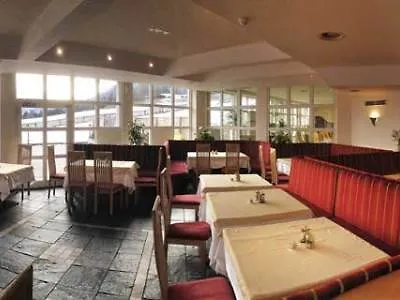 Belmont تارينز